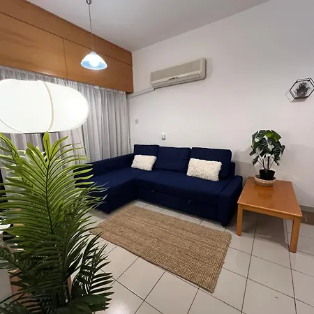 Makenzie 2 First Line Vandrarhem